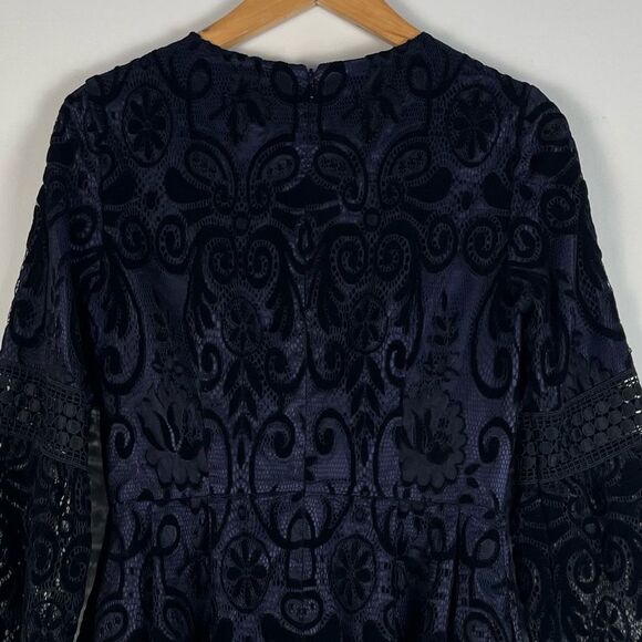 Eliza J Black Blue Burnout Velvet Lace Bell‎ Sleeve Fit and Flare Dress Size 4 - Picture 10 of 14